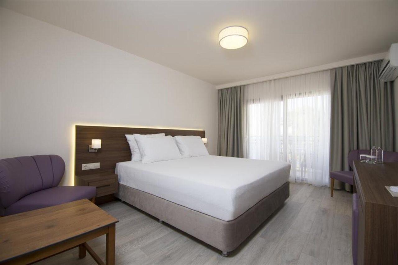 קוסדסי Neopol Hotel מראה חיצוני תמונה